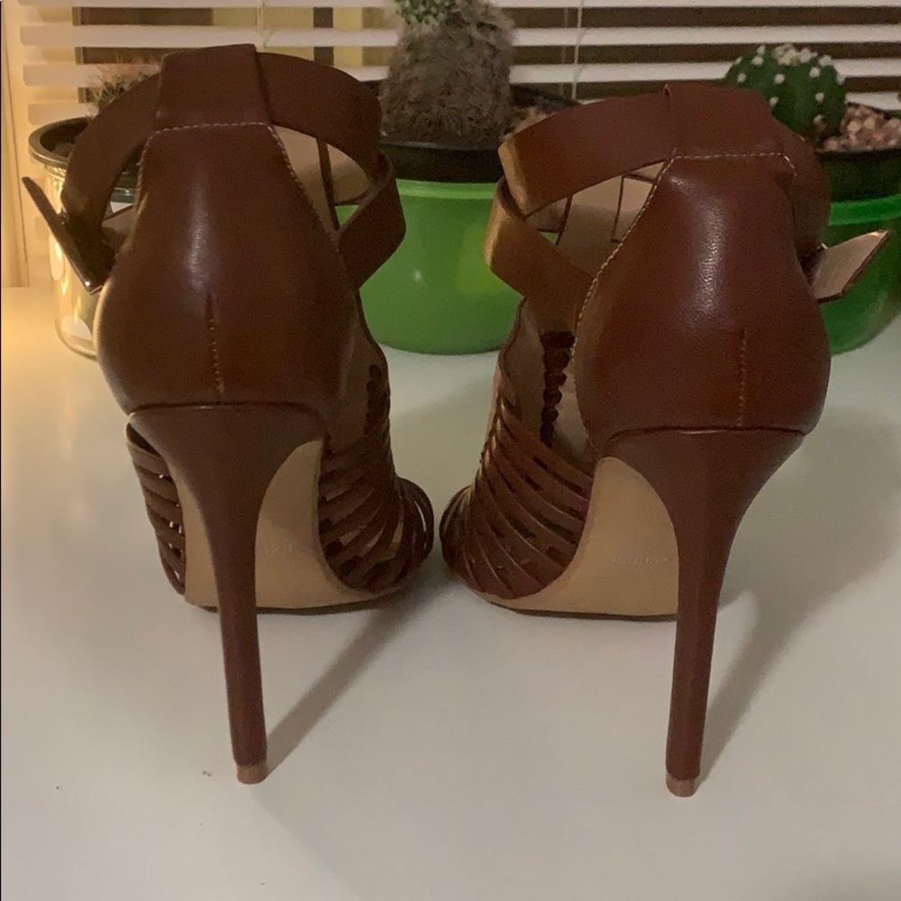 Express heels - Picture 4 of 5